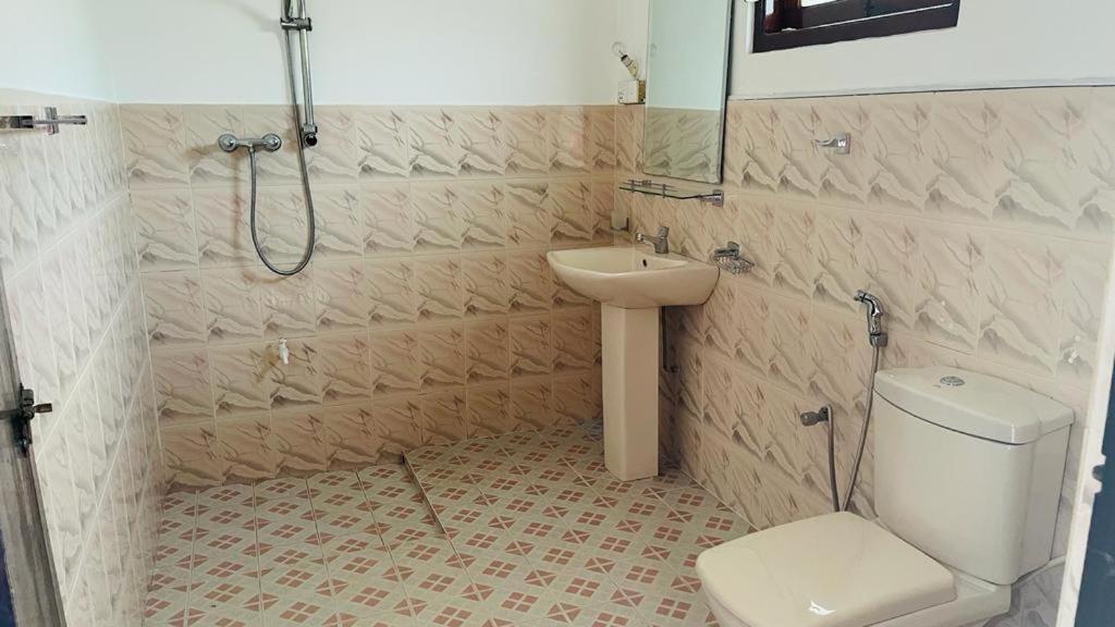 Sunny Mood Guest House Unawatuna Esterno foto